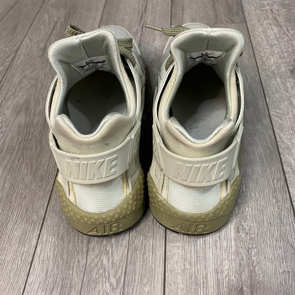 Nike huarache size 10 olive/tan - Picture 4 of 7